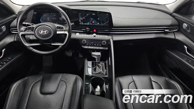 Hyundai Avante CN7 — Фото автомобиля 10