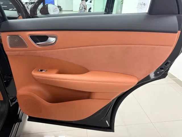 Shangjie SUV — Фото автомобиля 13