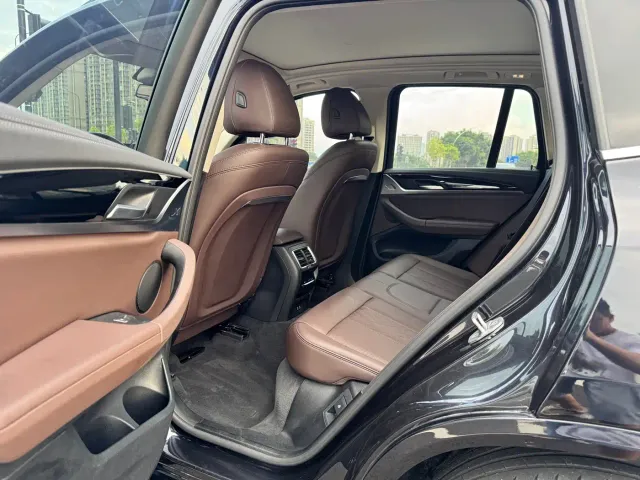 BMW X3 — Фото автомобиля 6