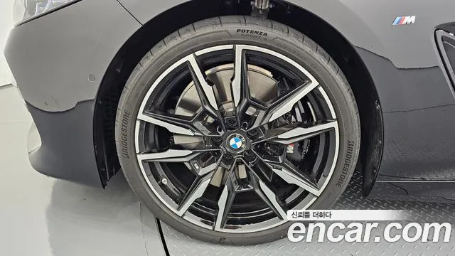 BMW 8-Series — Фото автомобиля 5
