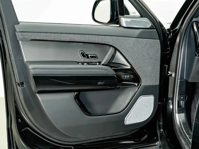 Land Rover Range Rover Sport — Фото автомобиля 17