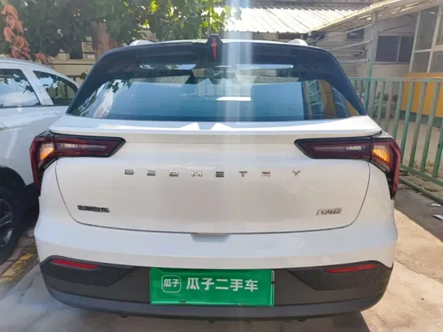 Geely Geometry E Firefly — Фото автомобиля 5
