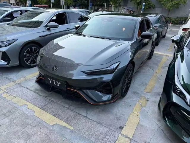 Фотография автомобиля — Changan UNI-V