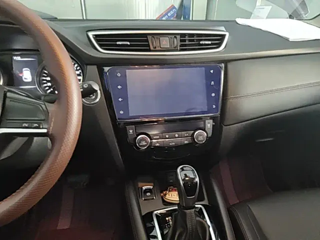 Nissan Qashqai — Фото автомобиля 12