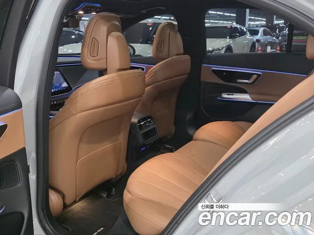 Mercedes-Benz E-Class W214 — Фото автомобиля 12