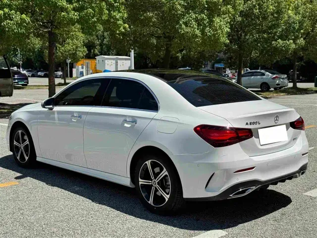 Mercedes-Benz A-Class — Фото автомобиля 13