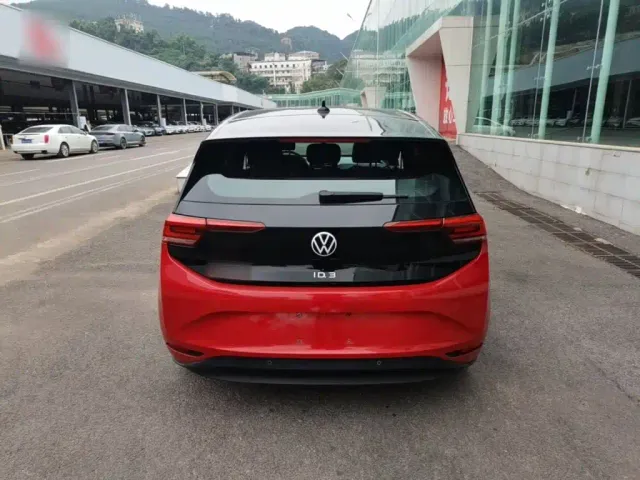 Volkswagen ID.3 — Фото автомобиля 5