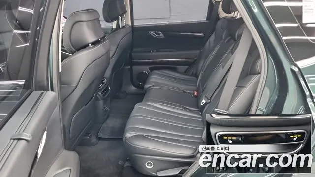 Genesis GV80 — Фото автомобиля 11