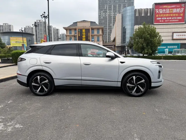 BYD Sealion 06 — Фото автомобиля 4