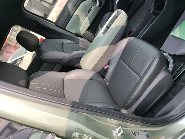 Baojun Yep Plus — Фото автомобиля 24