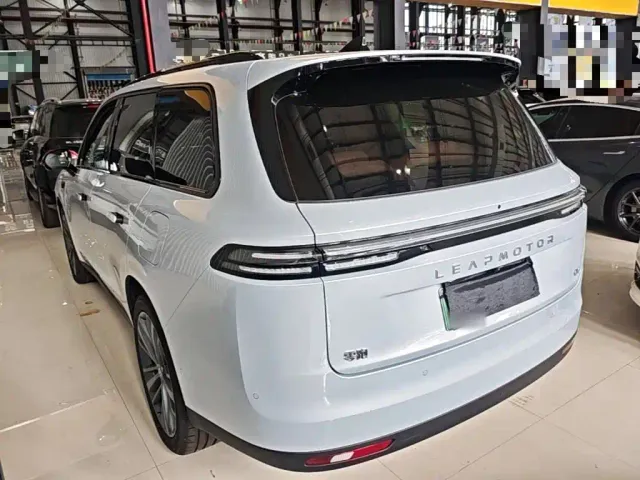 Leapmotor C16 — Фото автомобиля 22