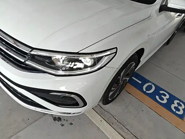 Volkswagen Bora — Фото автомобиля 23