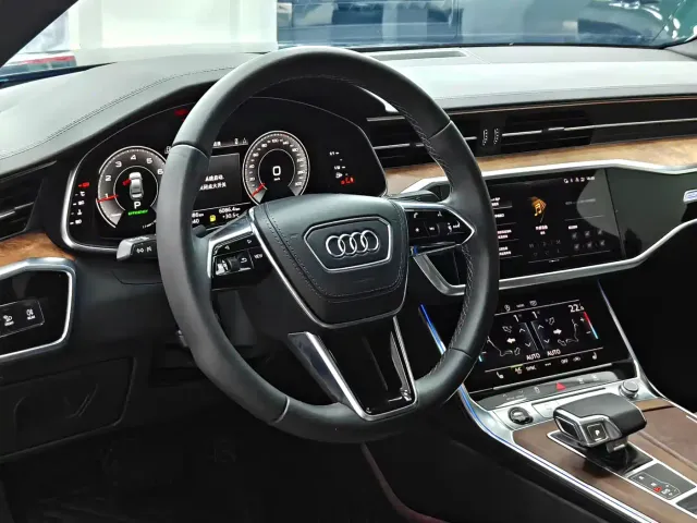 Audi A6L — Фото автомобиля 15