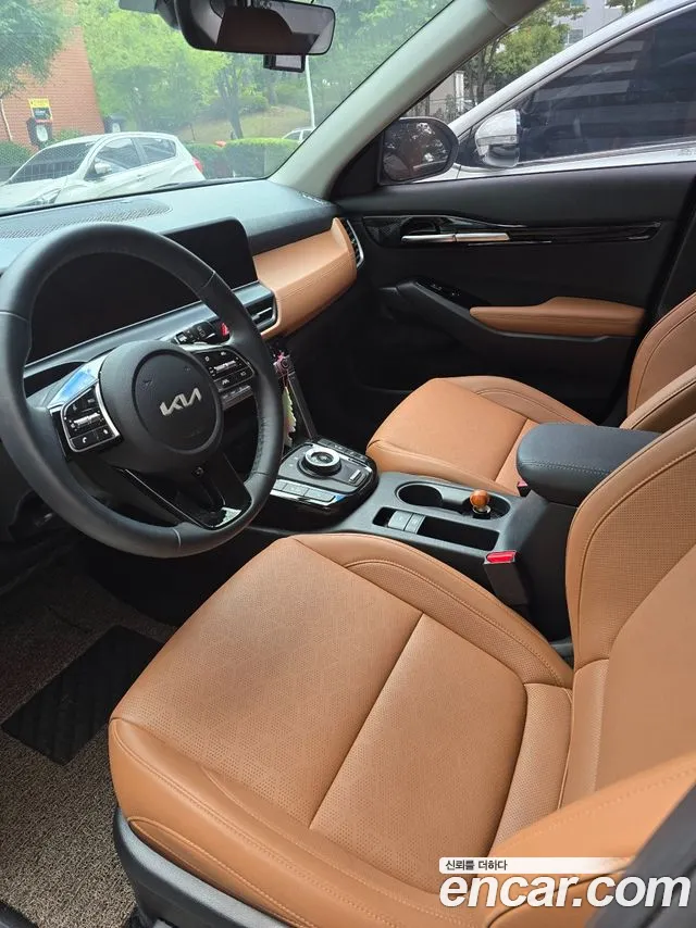 Kia Seltos Новый Seltos Бензин 2.0 2WD — Фото автомобиля 5