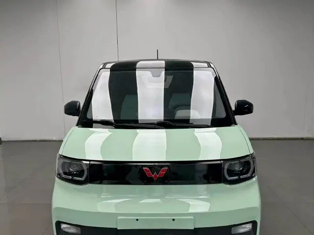 Wuling Hongguang Mini EV — Фото автомобиля 2