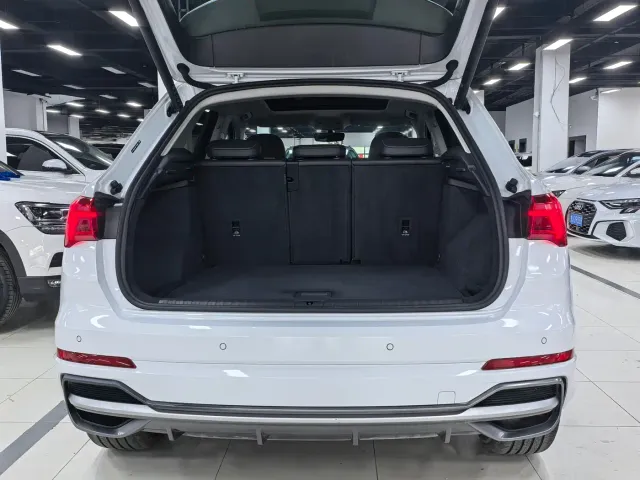 Audi Q3 — Фото автомобиля 21
