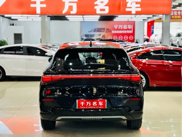 BYD Yuan PLUS — Фото автомобиля 4