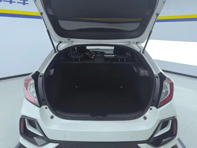 Honda Civic — Фото автомобиля 4