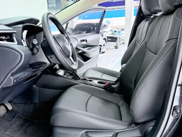 Toyota Corolla — Фото автомобиля 4