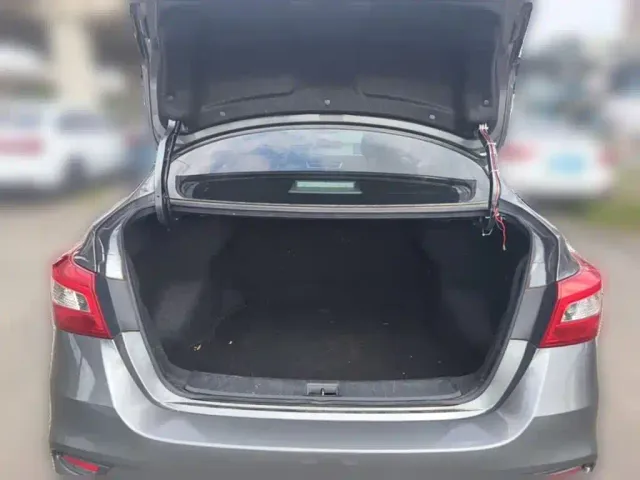 Nissan Sylphy — Фото автомобиля 15