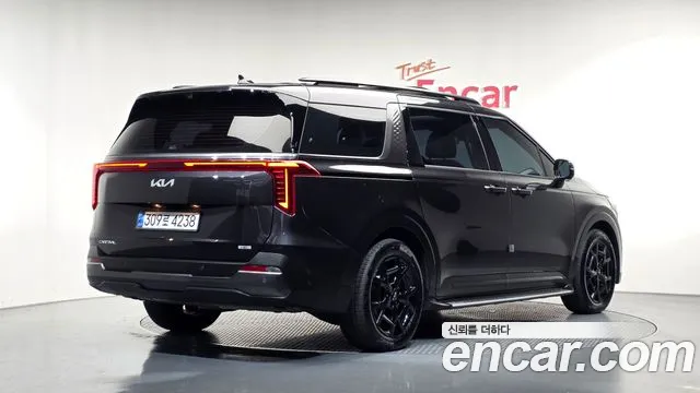 Kia Carnival 4th Gen — Фото автомобиля 2