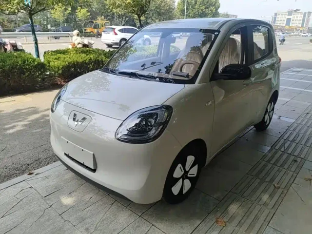 Фотография автомобиля — Wuling Hongguang Mini EV