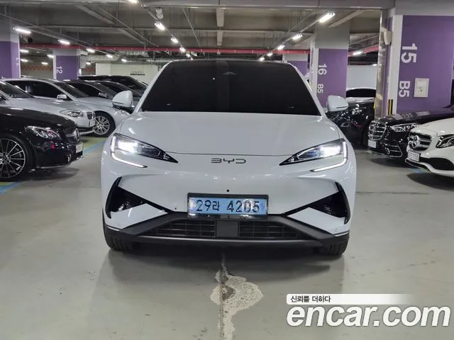 BYD Sealion 7 — Фото автомобиля 3