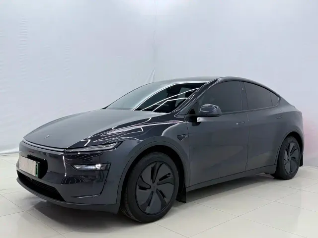 Фотография автомобиля — Tesla Model Y