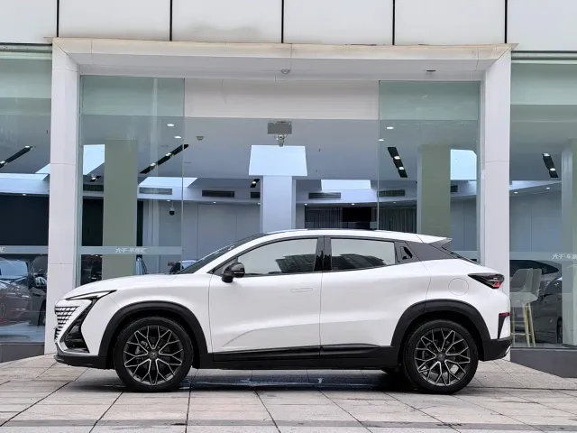Changan UNI-T — Фото автомобиля 3