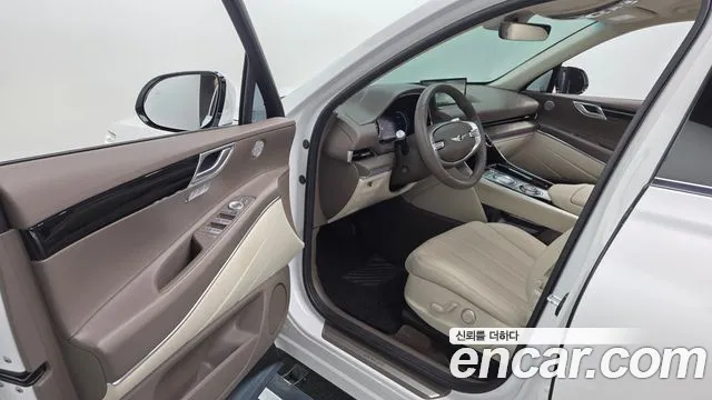 Genesis GV80 — Фото автомобиля 15