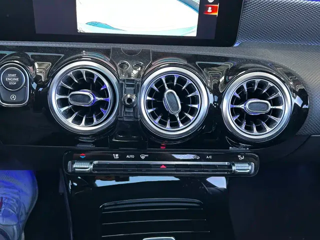Mercedes-Benz A-Class — Фото автомобиля 13