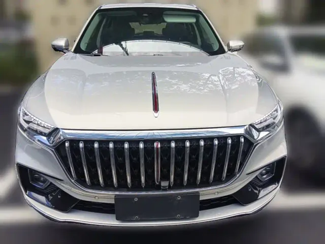 Hongqi HS5 — Фото автомобиля 4