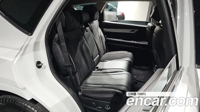 Genesis GV80 2.5T Бензин AWD — Фото автомобиля 10