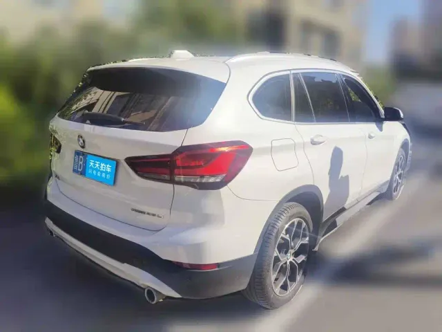 BMW X1 — Фото автомобиля 5