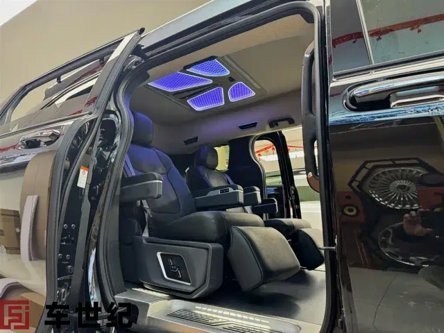 Toyota Granvia — Фото автомобиля 8