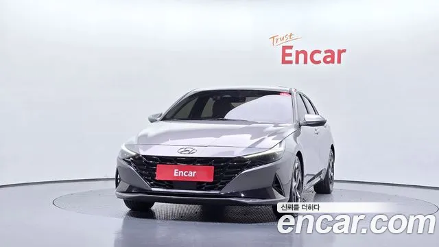 Hyundai Avante CN7 — Фото автомобиля 3