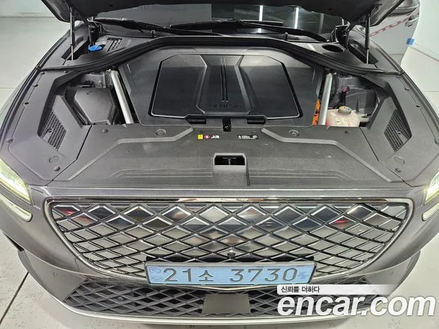 Genesis GV70 Electrified GV70 — Фото автомобиля 12