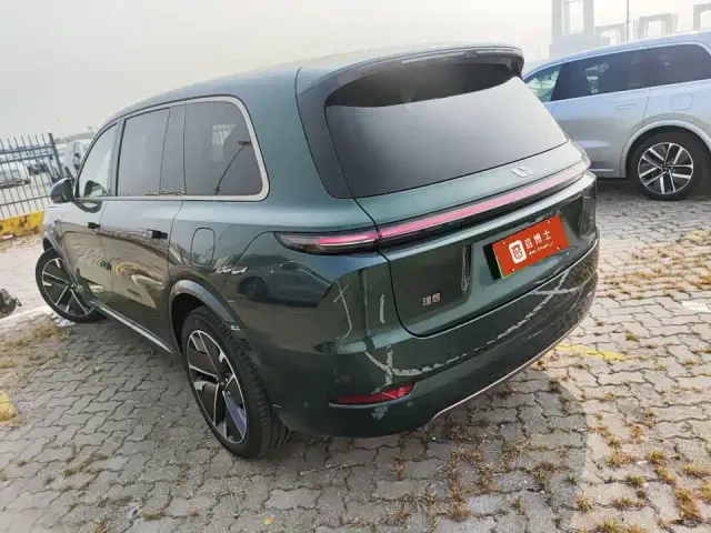 Li Auto L9 — Фото автомобиля 2