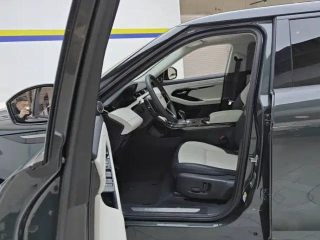 Land Rover Range Rover Evoque — Фото автомобиля 9