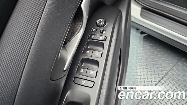 Hyundai Tucson Tucson (NX4) Бензин 1.6 турбо 2WD — Фото автомобиля 17