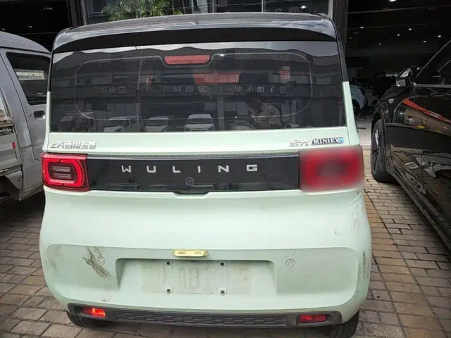 Wuling Hongguang Mini EV — Фото автомобиля 5