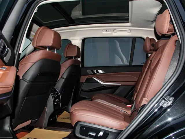 BMW X7 — Фото автомобиля 25