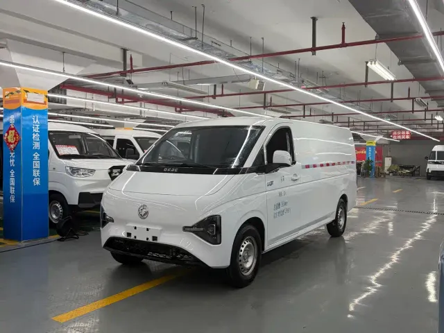 Фотография автомобиля — Dongfeng Dragon Glory 9S