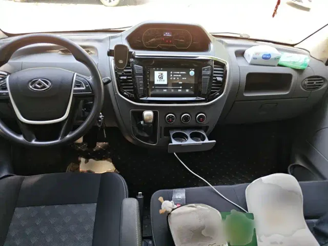 Maxus Xintu V80 — Фото автомобиля 5