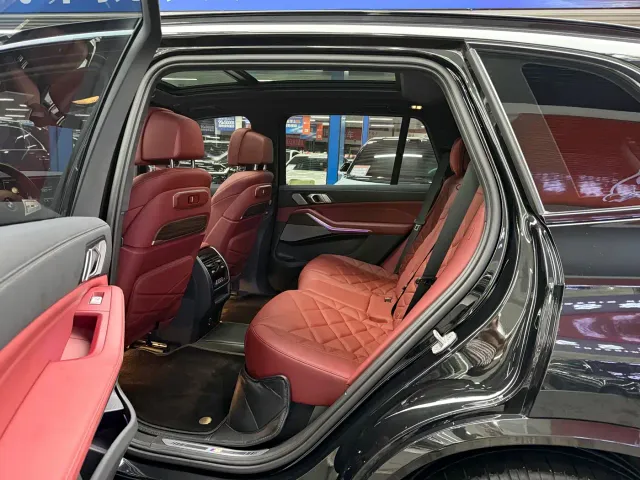 BMW X5 — Фото автомобиля 9