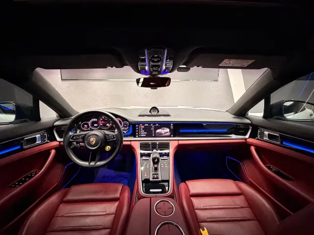 Porsche Panamera — Фото автомобиля 12