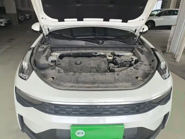 Lynk & Co Lynk & Co 01 2021 2.0TD 2WD Pro — Фото автомобиля 15
