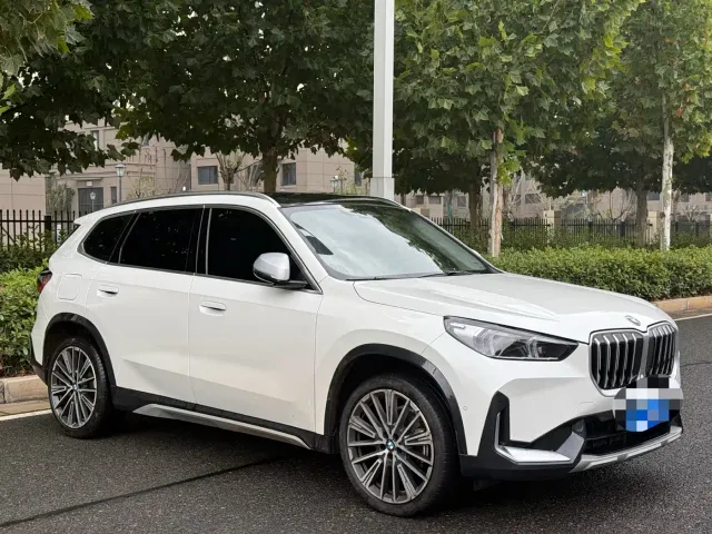 BMW X1 — Фото автомобиля 3