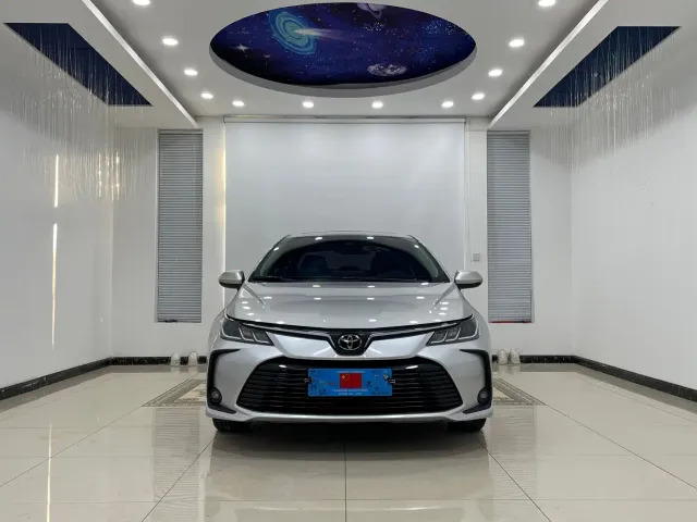 Toyota Corolla — Фото автомобиля 2