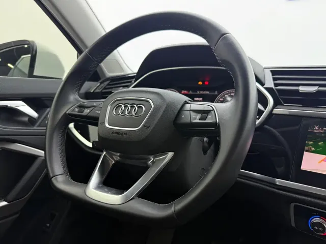 Audi Q3 — Фото автомобиля 21